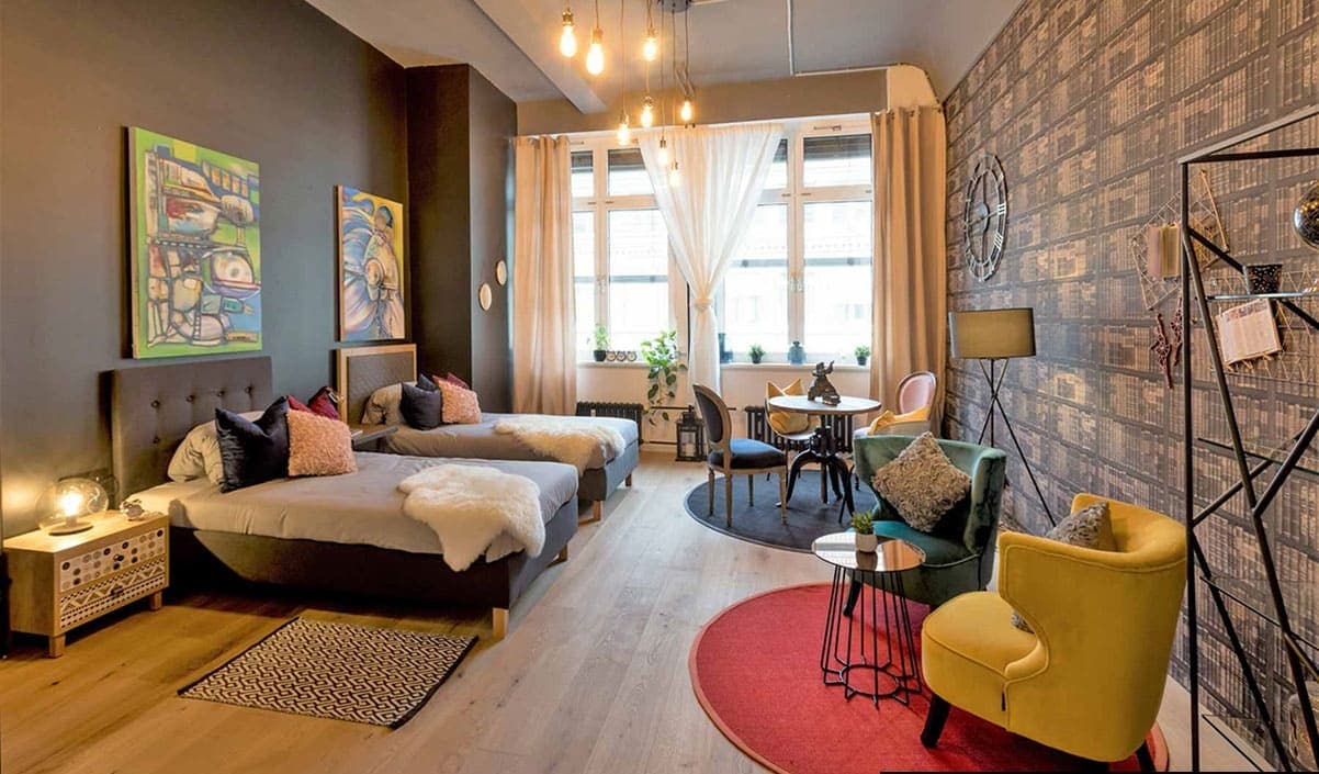 Affordable Hostels Near Rajpur Road